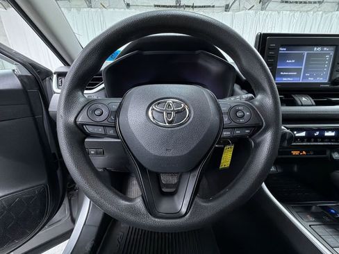Certified 2021 Toyota RAV4 LE image 24
