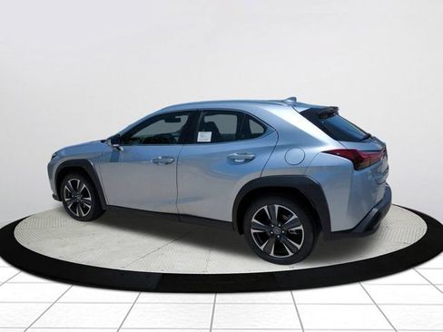 Used 2026 Lexus UX 300h FWD w/ Accessory Package (Z1) image 5