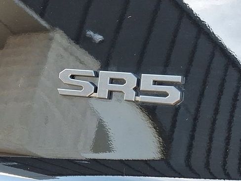 Certified 2025 Toyota 4Runner SR5 image 28