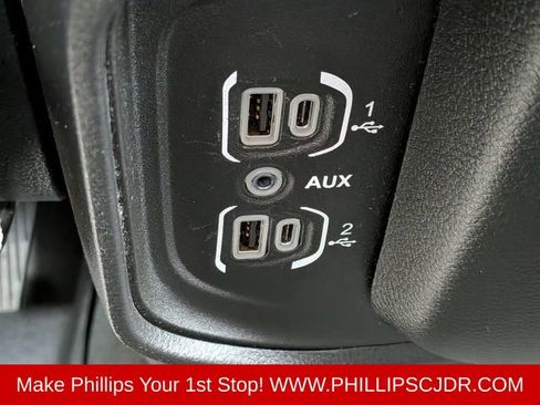 Used 2019 RAM 1500 Big Horn RWD image 20
