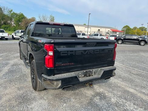 Used 2023 Chevrolet Silverado 1500 RST w/ Redline Edition AWD/4WD image 8