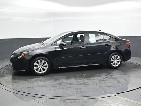 Used 2024 Toyota Corolla LE image 8