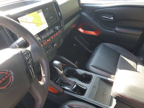Certified 2025 Nissan Frontier PRO-4X w/ Pro Premium Package AWD/4WD image 22