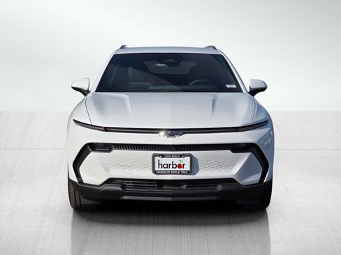 New 2026 Chevrolet Equinox EV LT w/ LPO, Blackout Package image 2