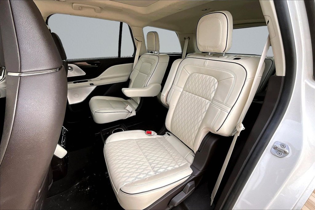 Used 2022 Lincoln Aviator Black Label AWD/4WD image 24