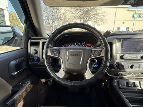 Used 2015 GMC Sierra 1500 Denali image 23