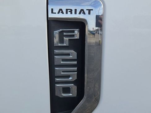 Used 2020 Ford F250 Lariat AWD/4WD image 24