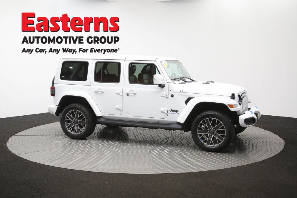 Used 2023 Jeep Wrangler Unlimited Sahara AWD/4WD image 50