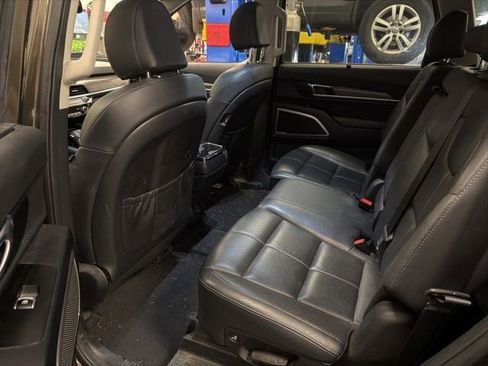Used 2020 Kia Telluride EX AWD/4WD image 9