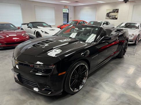 Used 2014 Chevrolet Camaro SS w/ RS Package RWD image 18
