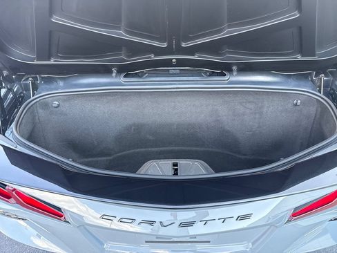 Used 2025 Chevrolet Corvette Stingray Preferred Conv w/ Z51 Performance Package RWD image 29