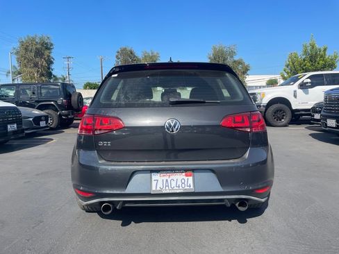 Used 2015 Volkswagen GTI SE FWD image 3