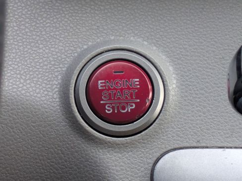 Used 2014 Honda Odyssey EX image 16