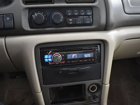 Used 2000 MAZDA 626 FWD image 12