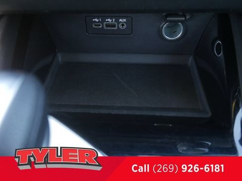 Used 2024 Nissan Altima 2.5 SV FWD image 30