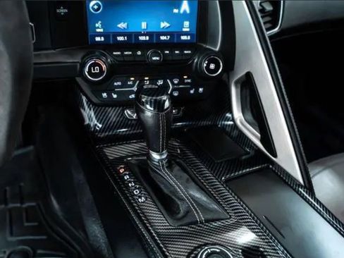 Used 2014 Chevrolet Corvette Stingray Coupe RWD image 5