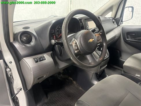 Used 2017 Chevrolet City Express LT w/ Technology Package FWD image 3