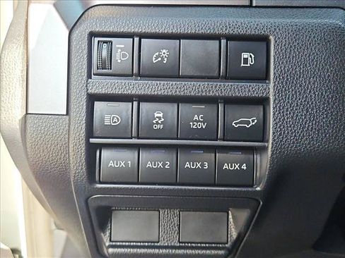 Certified 2026 Toyota 4Runner TRD Off-Road Premium AWD/4WD image 17