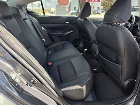 Used 2020 Nissan Altima 2.5 SR image 13