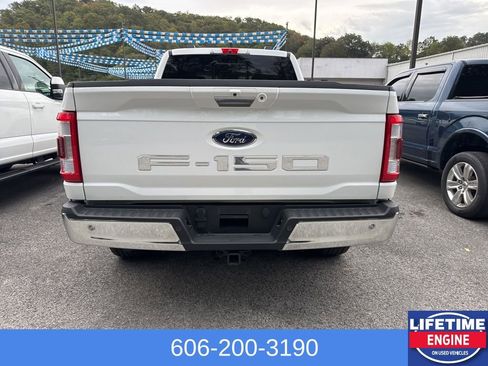 Used 2022 Ford F150 Lariat w/ Equipment Group 502A High image 9