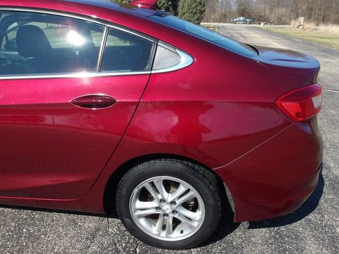 Used 2016 Chevrolet Cruze LT w/ Convenience Package image 34