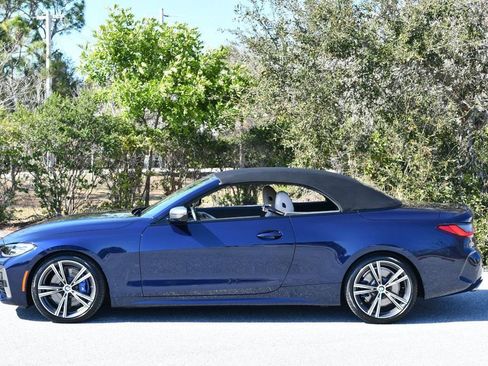 Used 2024 BMW M440i Convertible w/ Premium Package image 34