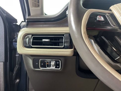 Used 2023 Lincoln Aviator Reserve w/ Equipment Group 201A AWD/4WD image 13
