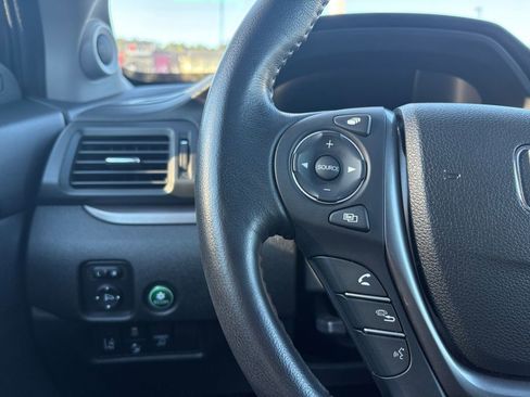 Used 2023 Honda Ridgeline RTL image 13