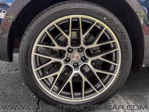 Used 2021 Porsche Macan S AWD/4WD image 10