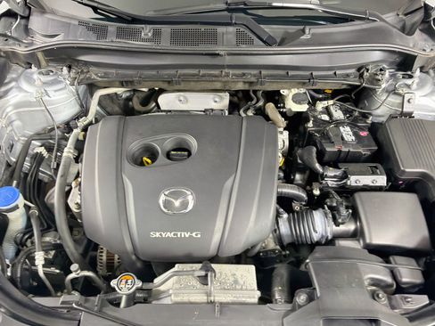 Used 2021 MAZDA CX-5 Touring FWD image 32