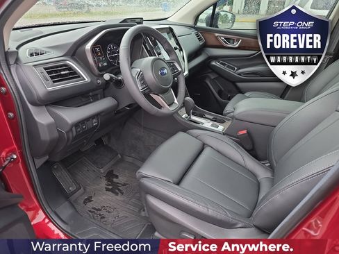 Used 2025 Subaru Ascent Touring AWD/4WD image 11