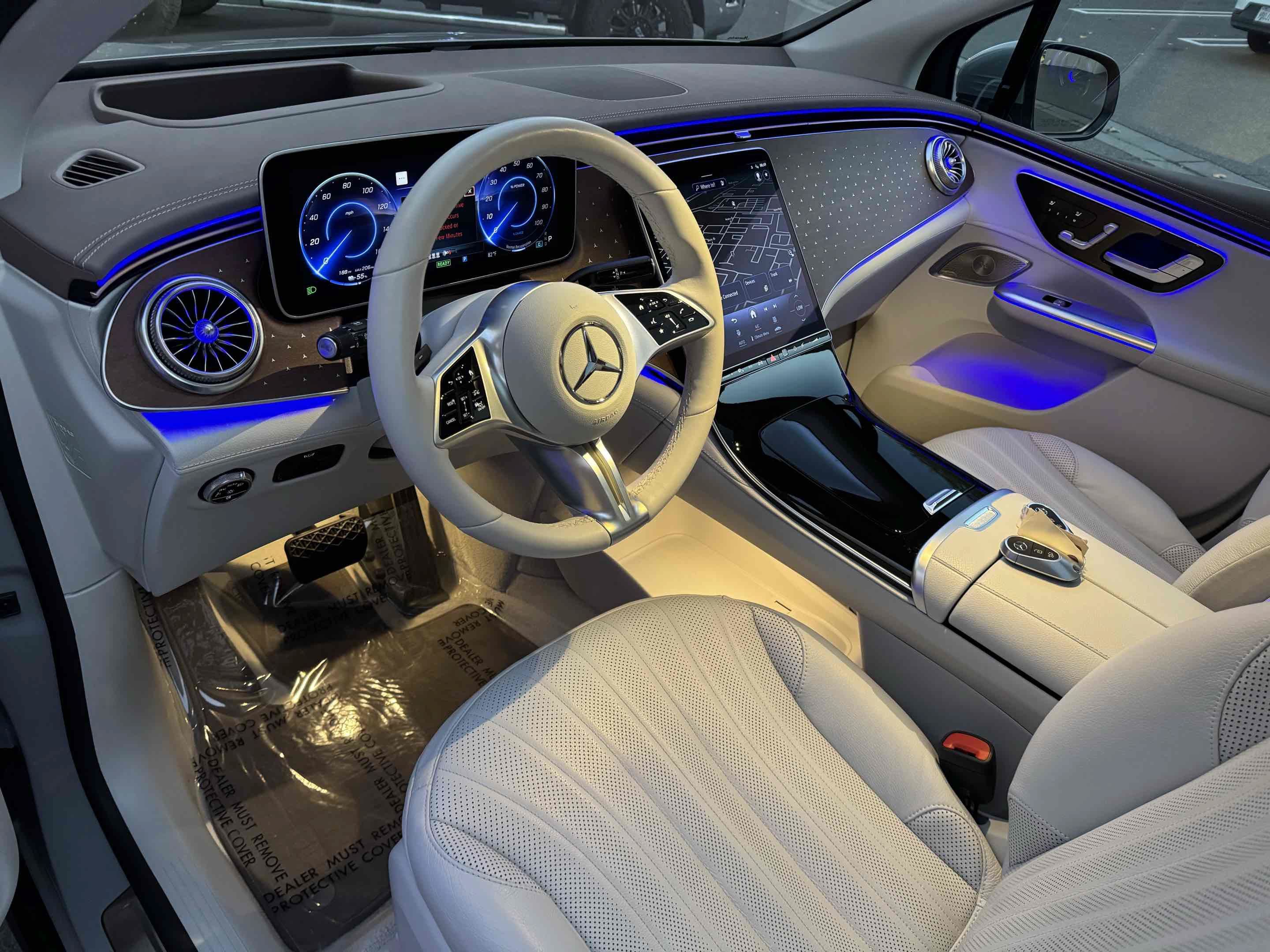 Used 2023 Mercedes-Benz EQE 500 4MATIC SUV image 3