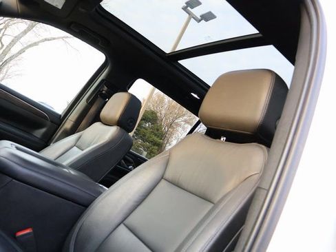 Used 2021 Chevrolet Tahoe LT w/ LT Signature Package image 47