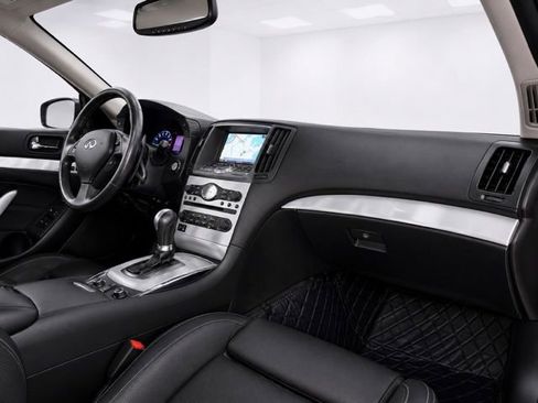 Used 2015 INFINITI Q60 AWD Coupe w/ Premium Package image 13