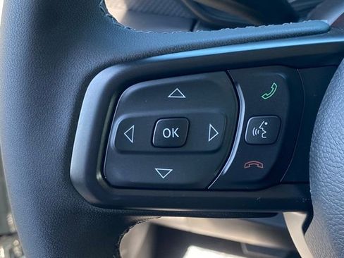 New 2025 Jeep Wrangler Unlimited Rubicon w/ Technology Group image 15