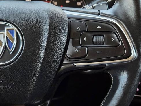 Used 2023 Buick Envision Essence image 28