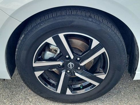 Certified 2025 Nissan Sentra SV FWD image 12