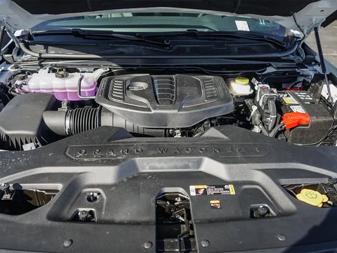 New 2026 Jeep Grand Wagoneer 4WD image 12