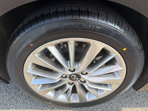 Used 2020 INFINITI Q50 Luxe AWD/4WD image 17