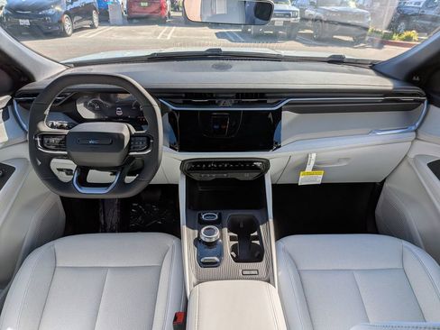 New 2026 Jeep Cherokee Laredo AWD/4WD image 17