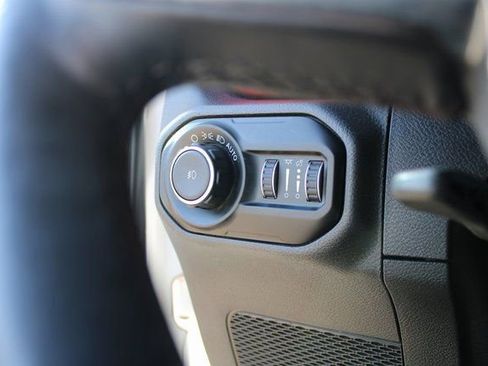 Used 2020 Jeep Wrangler Unlimited Rubicon AWD/4WD image 32