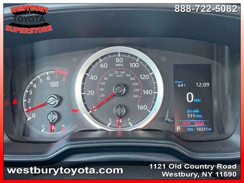 Used 2022 Toyota Corolla Cross LE w/ Moonroof Package image 27