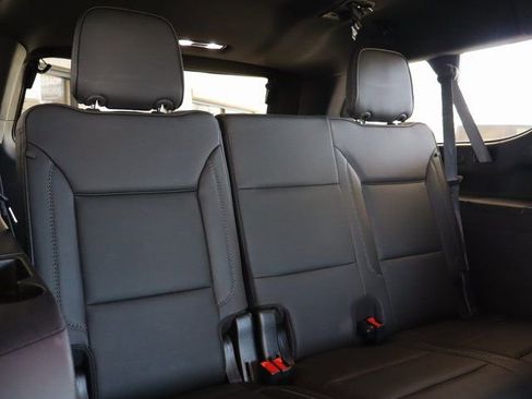 Used 2021 GMC Yukon XL Denali w/ Denali Premium Package image 47