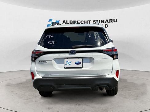 New 2025 Subaru Forester Premium image 4