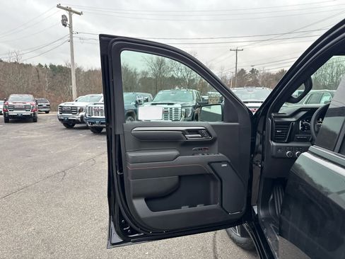 New 2026 GMC Sierra 1500 AT4 w/ Technology Package image 17