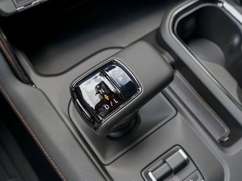 New 2026 GMC Sierra 1500 AT4 w/ AT4 Premium Package AWD/4WD image 14