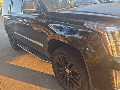 Used 2016 Cadillac Escalade Luxury