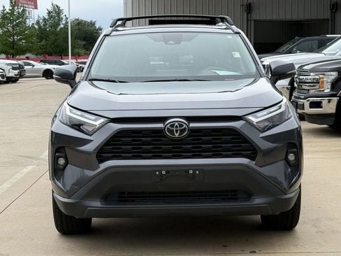 Used 2025 Toyota RAV4 XLE Premium FWD image 8