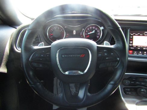 Used 2018 Dodge Challenger R/T Scat Pack RWD image 14