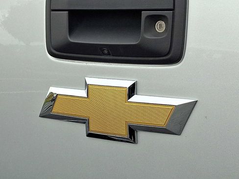 Used 2018 Chevrolet Colorado LT image 28